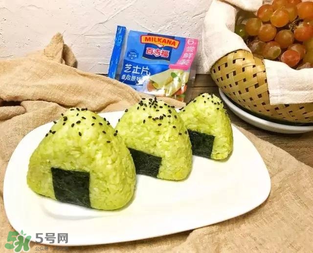 牛油果沙拉怎么做？牛油果沙拉用什么醬？