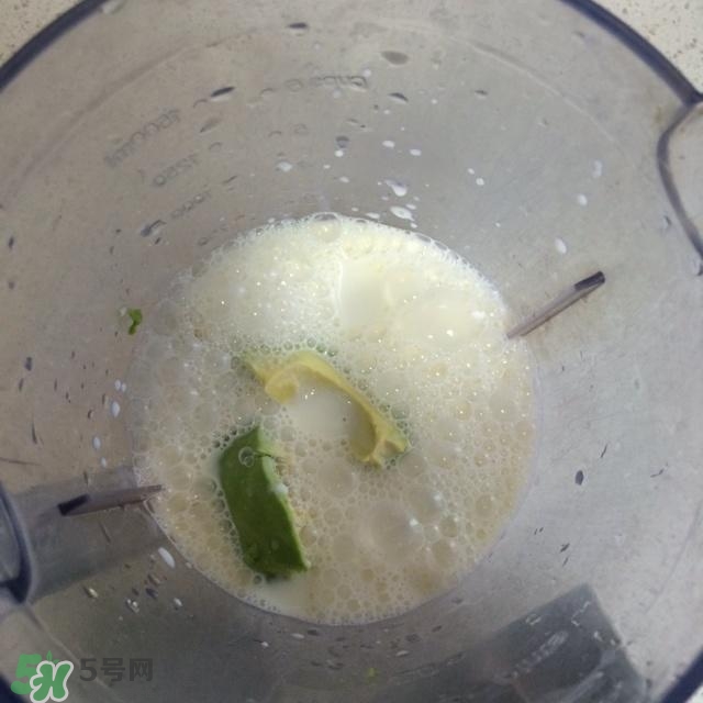 牛油果奶昔怎么做？牛油果奶昔的功效