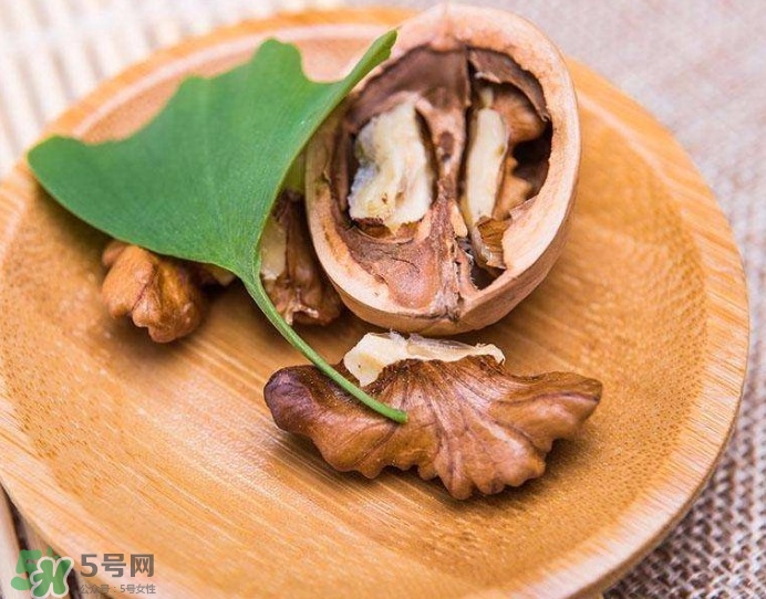 核桃粉寶寶可以吃嗎？寶寶幾個月可以吃？