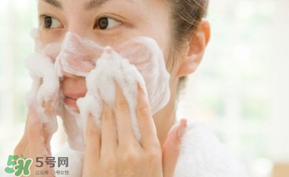 氨基酸潔面是什么？氨基酸洗面奶總結(jié)