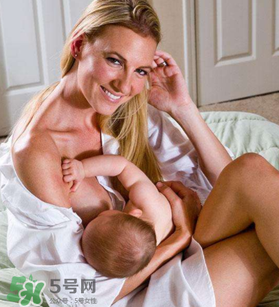 寶寶突然不吃母乳了怎么回事？寶寶不吃母乳是為什么？