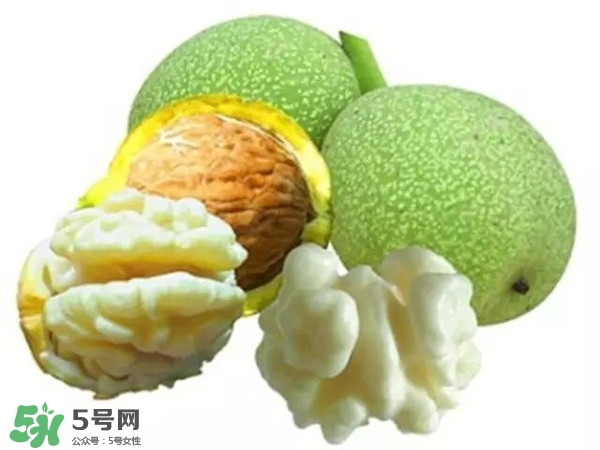 新鮮核桃怎么吃？新鮮核桃怎么給寶寶吃？