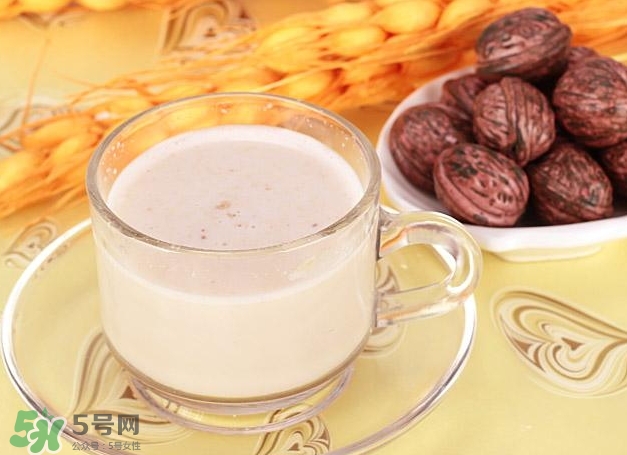 喝核桃粉有什么好處？喝核桃粉會長胖嗎？