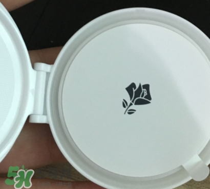 蘭蔻小粉盒適合什么膚質(zhì)？