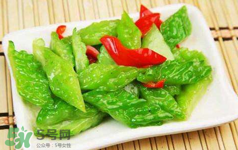 什么泡水喝能清熱降火？清熱降火吃什么？