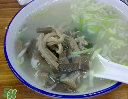 羊雜湯膻不膻？羊雜湯是哪里的特色美食