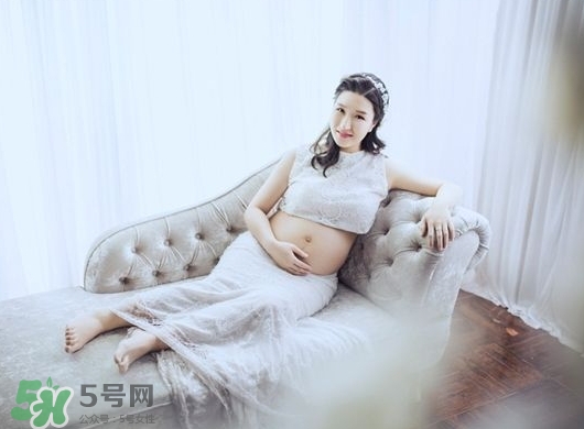 孕婦坐火車需要證明嗎？孕婦坐火車吃什么？