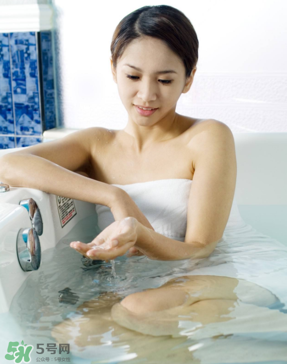 乳腺炎是熱敷還是冷敷？乳腺炎應(yīng)該熱敷還是冷敷？