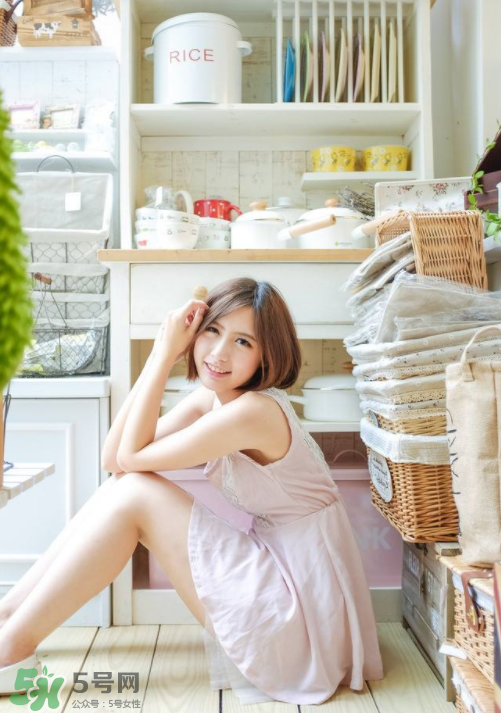 乳腺炎應(yīng)該吃什么藥？乳腺炎應(yīng)該怎么治療？