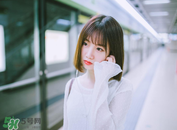 乳腺炎不發(fā)燒能喂奶嗎？乳腺炎輸液能喂奶嗎?