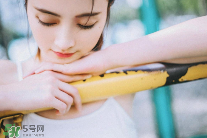 乳腺炎吃什么藥好得快？乳腺炎吃阿莫西林管用嗎？