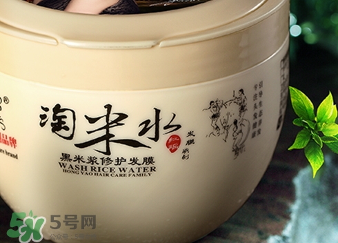 護(hù)發(fā)素能軟化頭發(fā)嗎？護(hù)發(fā)素能讓頭發(fā)變軟嗎？