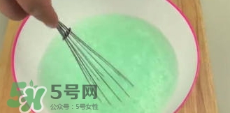 護(hù)發(fā)素能當(dāng)柔順劑嗎？護(hù)發(fā)素當(dāng)柔順劑好不好