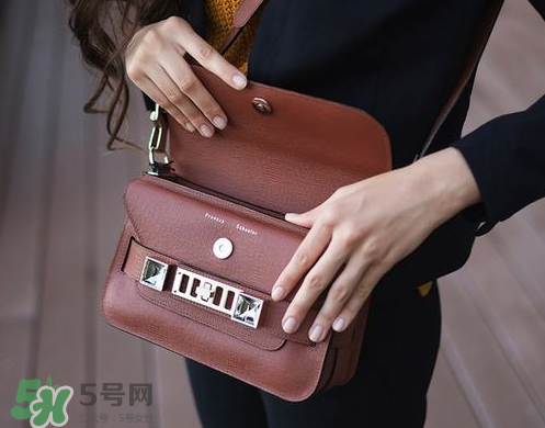 proenza schouler是什么牌子？proenza schouler是奢侈品嗎？