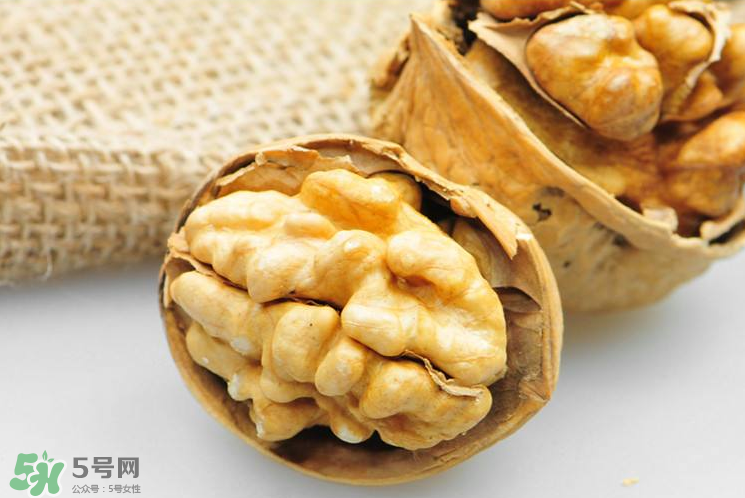 核桃開裂怎么辦？核桃為什么會開裂？