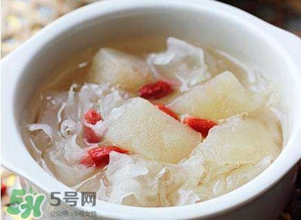什么食物潤(rùn)肺止咳？潤(rùn)肺止咳湯的做法大全 