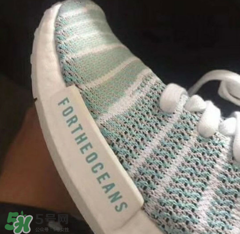 parley與adidas nmd r1聯(lián)名海洋環(huán)?？顚嵨锸裁礃樱?></p><p>阿迪達斯三葉草 tubuar viral 出來臭美穿了一雙新買的尖頭單鞋 結(jié)果還沒逛多久 腳后跟就磨泡了。臨時決定買雙鞋，這雙原本是姐姐種草很久的一款
毫不猶豫試了一下尺碼 就買了 直接穿走 很輕便 舒服 好穿 大愛。</p><p>買到這雙鞋真是緣分，本來周五吃完晚飯隨便散散步，陪sneaker重度愛好者去逛foot
locker，出門的時候老公說陪我去1樓看看女生的鞋，我本來也沒什么想買的，沒想到一眼就看到這雙NMD灰粉配色的!一直以為是英國限定，沒想到美帝也上了，一問發(fā)現(xiàn)還有最后一雙小碼剛好是我的碼，我還沒說話呢，老公就立馬拉著我去刷卡，感覺買到這雙他比我還激動。不過我也覺得這雙灰粉是NMD出過最美的配色啦。</p> </div>
<div align=