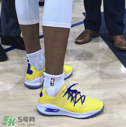 under armour curry 4 low warriors什么時(shí)候發(fā)售？