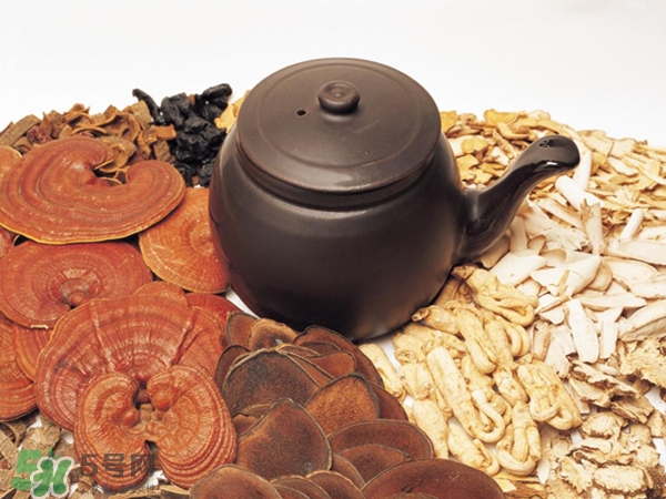 螺旋藻粉怎么吃？螺旋藻粉的功效與作用