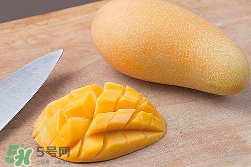 買芒果怎么挑？怎么辨別芒果是不是催熟的？