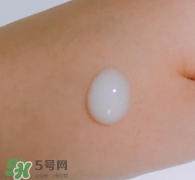 olay小臉精華怎么樣？olay玉蘭油臻粹系列小臉精華功效