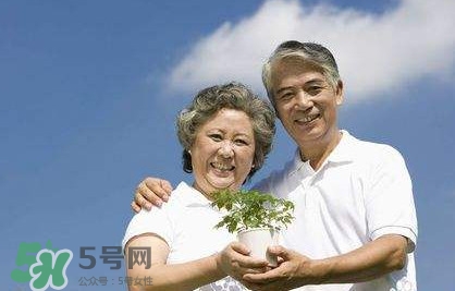 中秋節(jié)送什么給岳父母？中秋節(jié)送什么給公婆