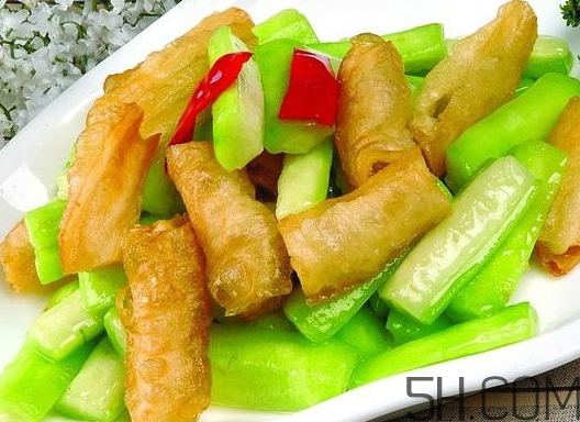 油條和什么炒好吃？油條可以炒什么菜？