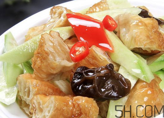 油條和什么炒好吃？油條可以炒什么菜？