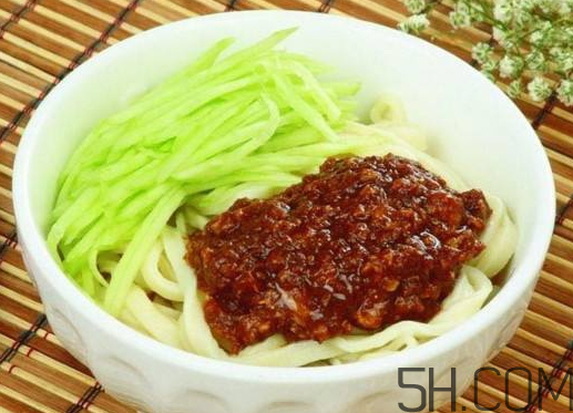 炸醬面用什么醬好？炸醬面可以用甜面醬嗎？