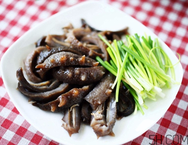 夏天可以吃海參嗎？夏天吃海參上火嗎？