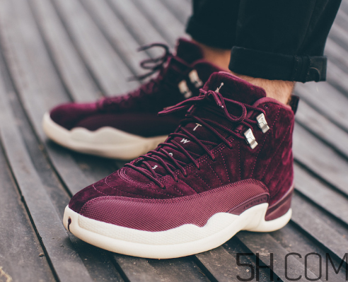 air jordan 12 bordeaux紅酒配色上腳效果怎么樣？