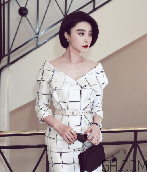 豐唇后多久可以化妝？豐唇后能擦口紅嗎？