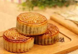 中秋吃月餅從什么時(shí)候流傳下來的？小龍蝦月餅?zāi)睦锟梢再I到