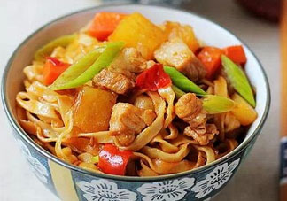 炒面為什么會粘鍋？炒面怎么不粘鍋？