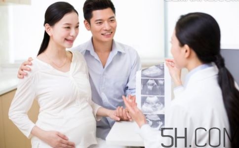 孕晚期真假宮縮怎么分辨？假性宮縮頻繁是快生了嗎？