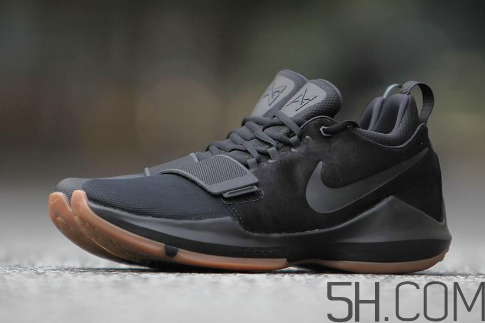 nike pg 1黑色生膠大底發(fā)售時(shí)間_實(shí)物什么樣？