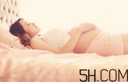 不適合孕婦的睡姿有那些？孕婦冬季如何護膚？
