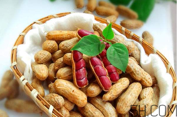孕婦臨產(chǎn)前的準備工作有哪些？孕婦吃花生的好處