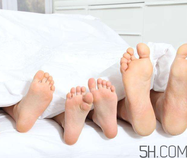 腳氣能用醋泡腳嗎？醋泡腳治腳氣有效嗎？