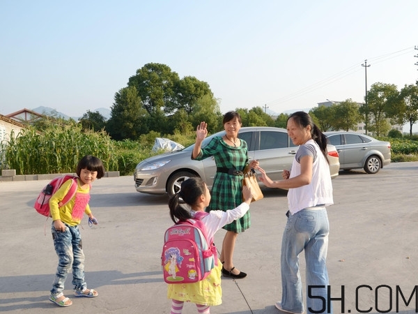 寶寶多大上幼兒園合適？寶寶上幼兒園早好嗎？
