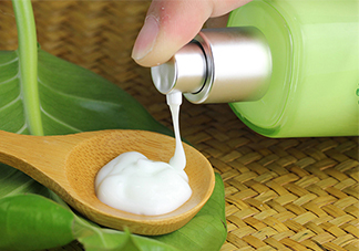 百雀羚水嫩倍現保濕精華乳液怎么樣_好用嗎