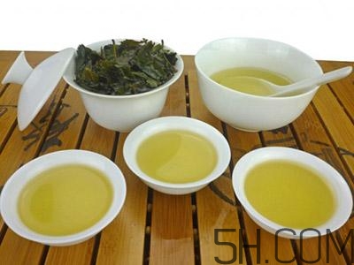 茶葉發(fā)霉是什么樣子？茶葉發(fā)霉怎么鑒別？