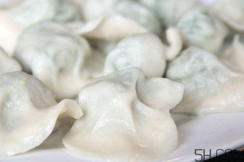 煮餃子怎么煮不破皮？煮餃子怎么看熟沒(méi)熟？