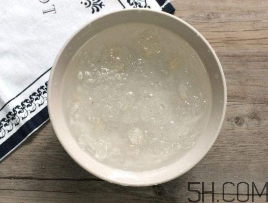 泡發(fā)后的雪燕怎么保存？燉好的雪燕可以放多久