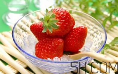 來月經(jīng)可以吃草莓嗎？草莓可以放冰箱保存嗎？