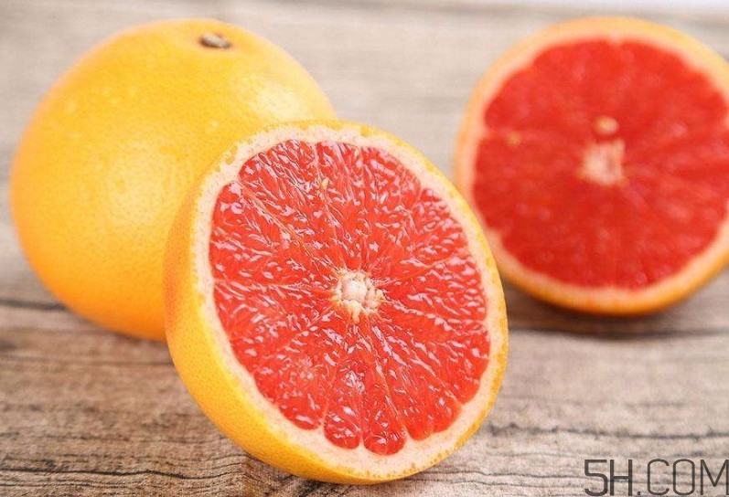 紅心柚子皮怎么是紅的？紅心柚子皮能吃嗎？