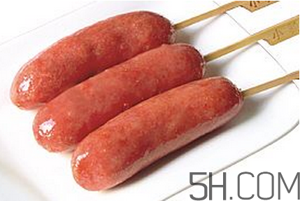 烤腸能用微波爐加熱嗎？烤腸能在微波爐里烤嗎？