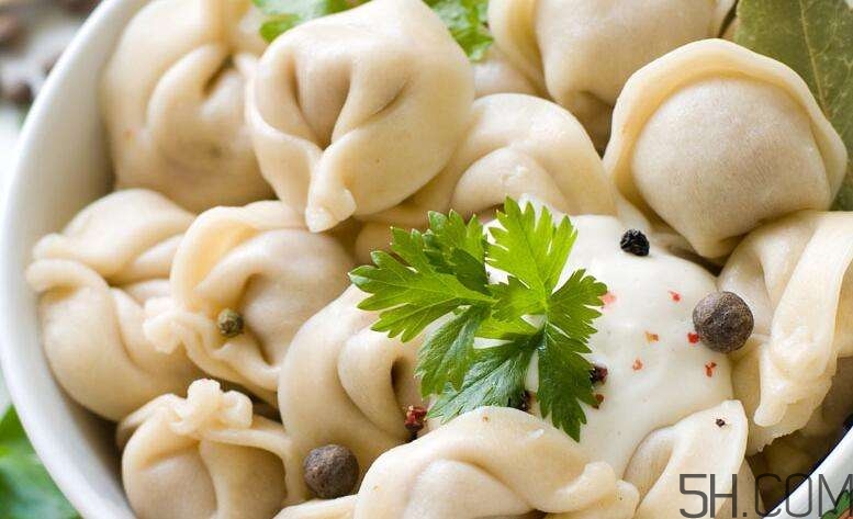 煮餃子開鍋煮皮還是餡？煮餃子蓋不蓋鍋蓋？