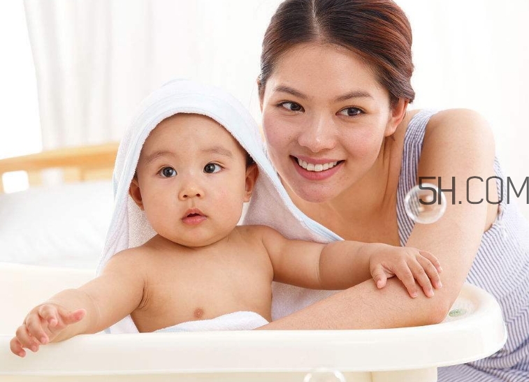 試管嬰兒是什么意思？哪些人適合做試管嬰兒？