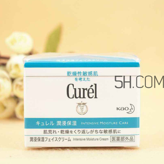 珂潤面霜有酒精味嗎？珂潤面霜是什么氣味的？